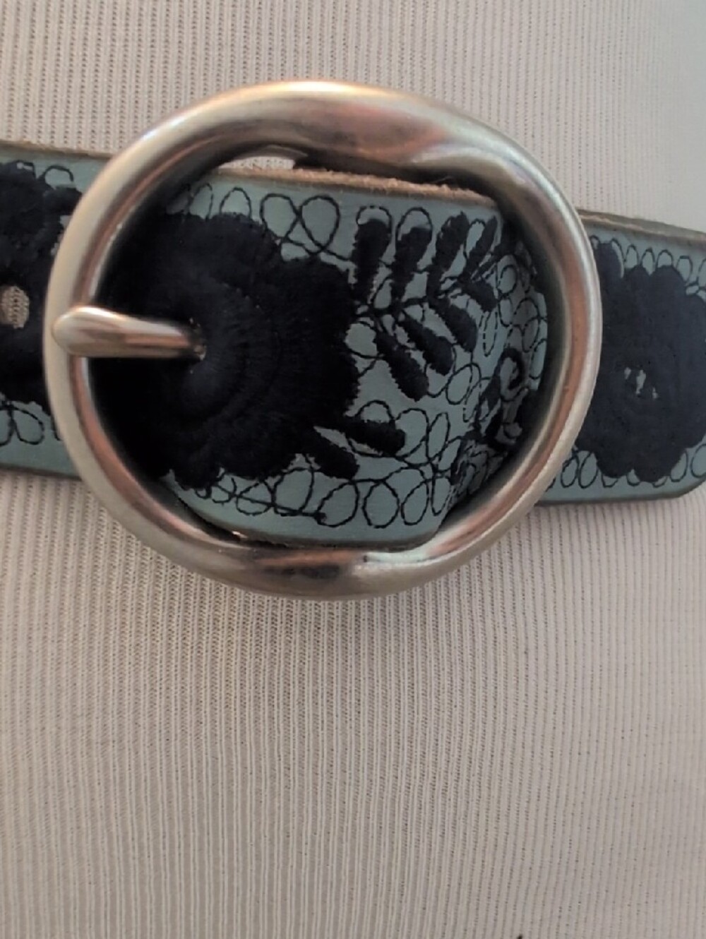 Embellished Floral Blue Leather Belt with Silver Buckle - Picture 2 of 5